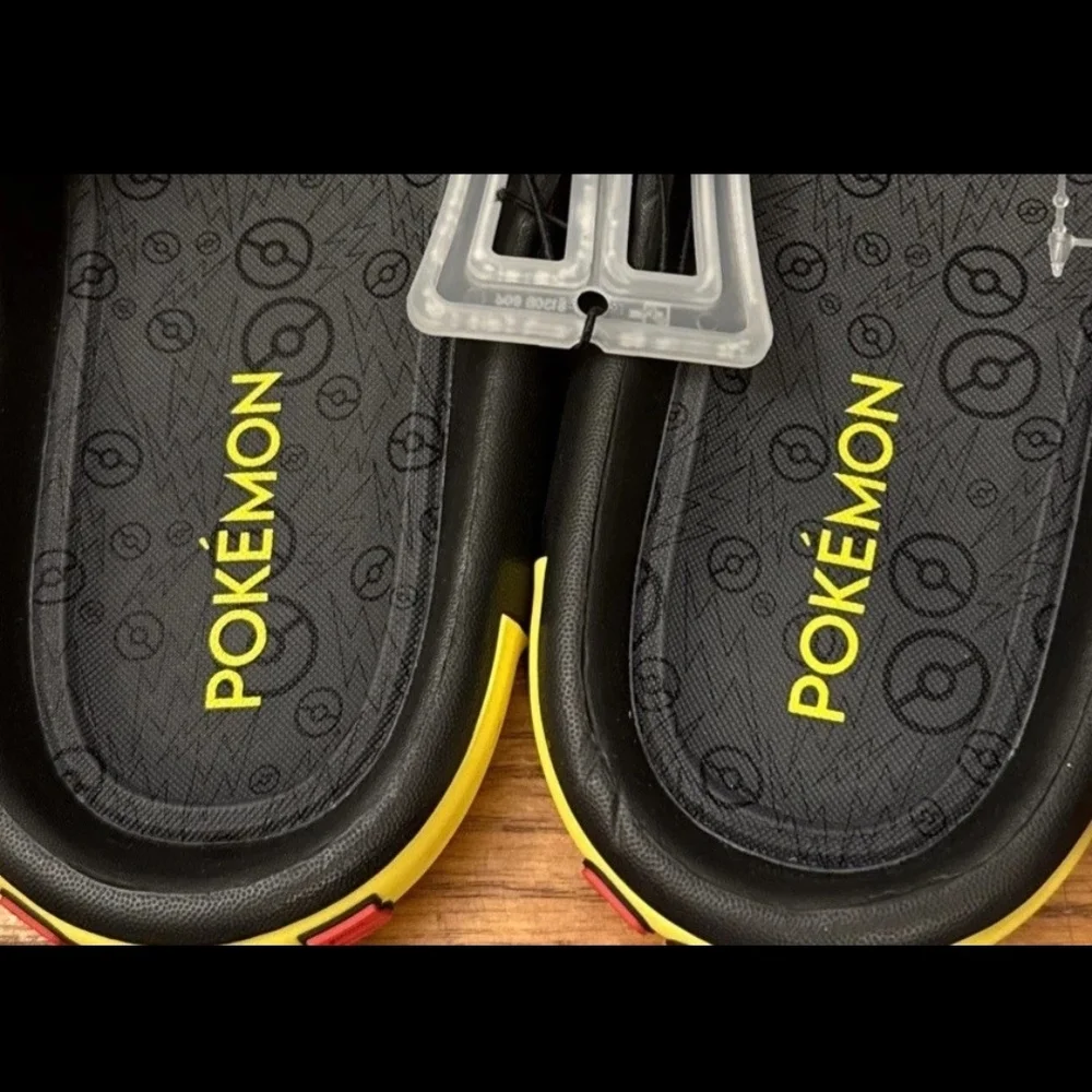 Pokemon Kids Black Slides